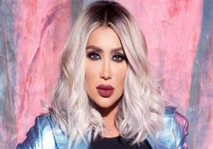 بالصور- مايا دياب تثير الجدل بـ"أغلال الأنف"