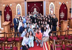 البابا تواضروس يستقبل عددًا من أقباط المهجر بالمقر البابوي 