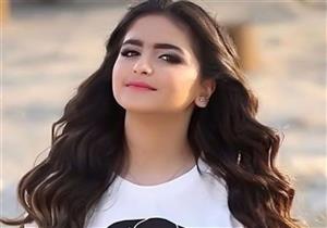 والدة حلا الترك تطلب مساعدة أحلام بعد الحكم عليها بالسجن عام