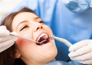 لا تهمل التهاب جيوب اللثة.. يؤدي لتساقط الأسنان