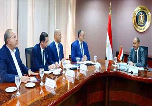 الصناعة: الوزارة تبذل جهودًا لحل مشكلات صناعة الجلود في مصر