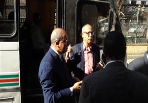 محافظ القاهرة ووكيل الأزهر يصلان مستشفى الحسين الجامعي لمتابعة عمليات إخماد الحريق