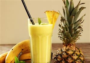 لتجنب حر الصيف.. إليك طريقة عمل مشروب الأناناس بالموز 