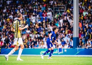 بالفيديو.. الهلال يفتتح موسمه بالفوز بالسوبر السعودي على حساب الاتحاد