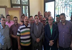 استعدادًا للعيد.. رئيس السكك الحديدية يلتقي سائقي القطارات