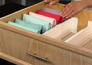 إنجي تطلب الخلع: "جوزي بيخوني.. بيسرق هدومي الداخلية ويديها لجارتي زيزي"