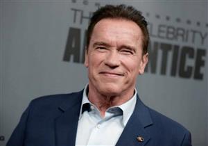 بعد صورة الـ"Terminator".. أرنولد يوجه التحية لـ"ويل سميث"