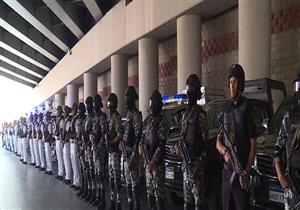 بالصور والفيديو.. انتشار أمني ومروري مكثف أعلى الطريق الدائري الإقليمي