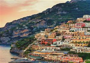  8 قواعد غير متوقعة يجب اتباعها أثناء تناول الطعام في دبي و5 دول