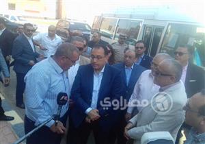 صور- رئيس الوزراء يوجه بسرعة توفير وسائل مواصلات لمدينة سوهاج الجديدة