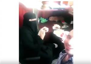 السعودية تقبض على مصري "أفطر مع زميلته المواطنة في العمل".. ومغردون: انفلات