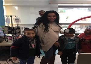 في مستشفى السرطان.. هكذا قررت مريهان حسين أن تبدأ عامها الجديد