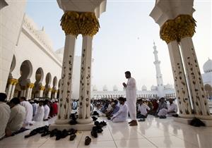 ما حكم صلاة تحية المسجد أثناء خطبة الجمعة؟.. "الأزهر للفتوى" يجيب