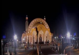 بدء قداس عيد الميلاد من كاتدرائية "ميلاد المسيح" بحضور السيسي