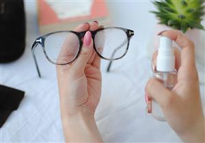 5 أشياء يجب تجنبها عند تنظيف نظارتك الطبية
