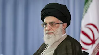 كيف أفسد اختباء خامنئي فرصة لوقف الحرب وإجراء مفاوضات بين ترامب وبزشكيان؟