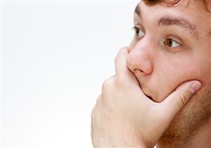 أشعر بضيق الصدر باستمرار فماذا أفعل؟.. أمين الفتوى يوضح