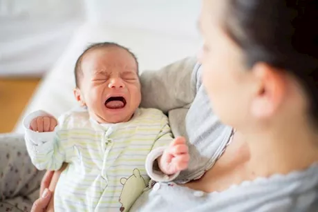 كيفية التعرف على علامات الجوع لدى طفلك