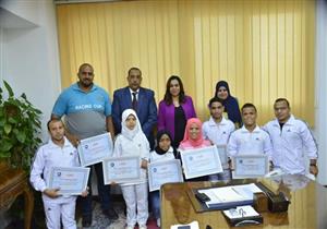 نجوم "كفر سعد".. محافظ دمياط تكرم أبطال الجمهورية لذوي الإعاقة (صور)