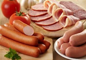 قد تصيبك بالسرطان.. 6 نصائح لتناول اللحوم المصنعة بأمان