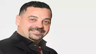 طارق العريان يستعد لإخراج الجزء الثاني من "السلم والثعبان"