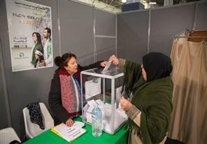 الجزائر: نسبة التصويت في الانتخابات بالداخل والخارج بلغت 39.8%