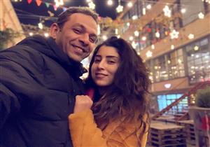 بصور تجمعهما.. أيتن عامر توجه رسالة رومانسية لزوجها: "بحبك"