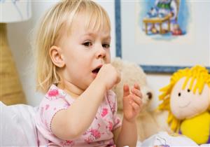 لماذا يعاني طفلك من الكحة المستمرة؟