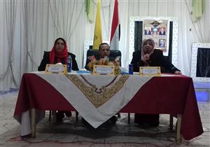 بالصور.. محافظ شمال سيناء يشارك في مبادرة "علمني صح" 