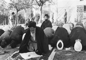 40 عاماً على عودة آية الله الخميني إلى إيران من المنفى