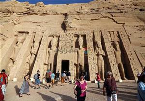 حيرت العالم.. 10 معلومات عن ظاهرة تعامد الشمس على معبد أبوسمبل