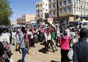 السودان: المعارضة تتحدى حظر التظاهر والبشير يجري تعديلات عسكرية