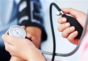 انخفاض ضغط الدم.. إليك الأسباب والأعراض وسبل العلاج
