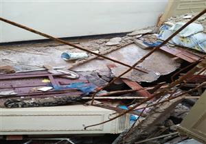 انهيار جزئي بعقار قديم غربي الإسكندرية.. والحي يخلي السكان