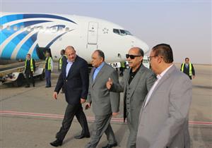  بالصور.. وزير الطيران يتفقد استعدادات مطار أسوان الدولي لمنتدى الشباب العربي الإفريقي
