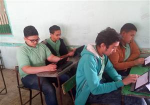 باللغتين الإنجليزية والفرنسية.. ننشر نماذج امتحانات الأحياء لطلاب أولى ثانوي