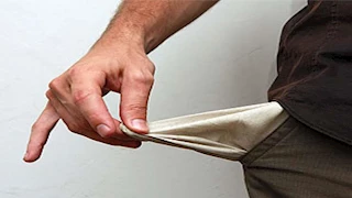 أزمة منتصف الشهر.. كيف تتفادى الوقوع في فخ الإفلاس المتكرر؟