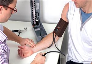 ما أسباب ارتفاع ضغط الدم عند الشباب؟.. إليك العلاج