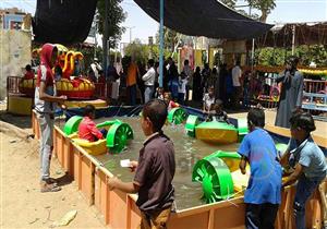 الحدائق والرحلات النيلية أبرز وجهات أهالي أسوان في ثاني أيام العيد (صور)