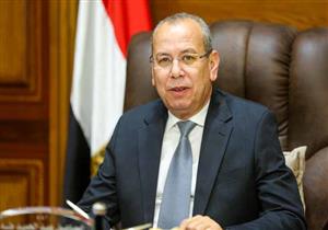 لمراقبة أداء المشرفين.. محافظ كفر الشيخ يشكل لجنة لسحب عينات الطرق