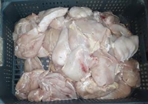 إحباط ترويج 2 أطنان و700 ألف كيلو دواجن مجهولة المصدر في الأسواق بالقاهرة- (صور)