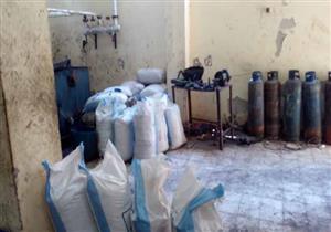 ضبط 16 طن "طحينة" مجهولة المصدر بمصنع غير مرخص بالإسكندرية