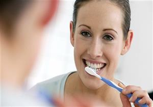 ماذا يحدث لو أهملت المرأة غسيل أسنانها أثناء الحمل؟