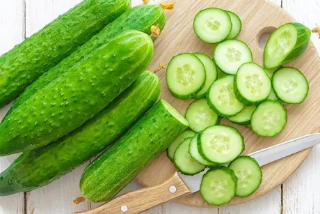أكل الخيار على الريق للحامل- مفيد أم مضر؟