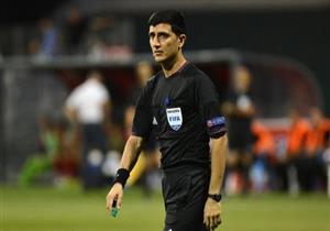 اتحاد الكرة يُعلن طاقم حكام مباراة الزمالك والاتحاد