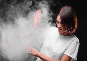استنشاق الدخان يهددك بمخاطر صحية.. ماذا تفعل إذا تعرضت له؟