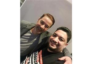 ‪ مؤلف "خليك جامد" يكشف كواليس تقديم أحدث أغاني مدحت صالح