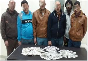 ضبط عصابة انتحلت صفة رجال شرطة لسرقة 500 ألف جنيه سوداني بمصر القديمة
