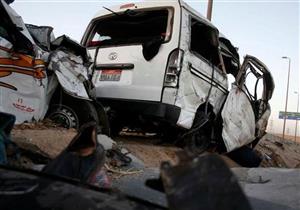 بعد مصرع طبيبتين .. المرور ترفع أثار حادث "ميكروباص الأطباء" في حلوان