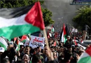 مواجهات بين فلسطينيين وقوات الاحتلال بعد إعلان صفقة القرن (فيديو)